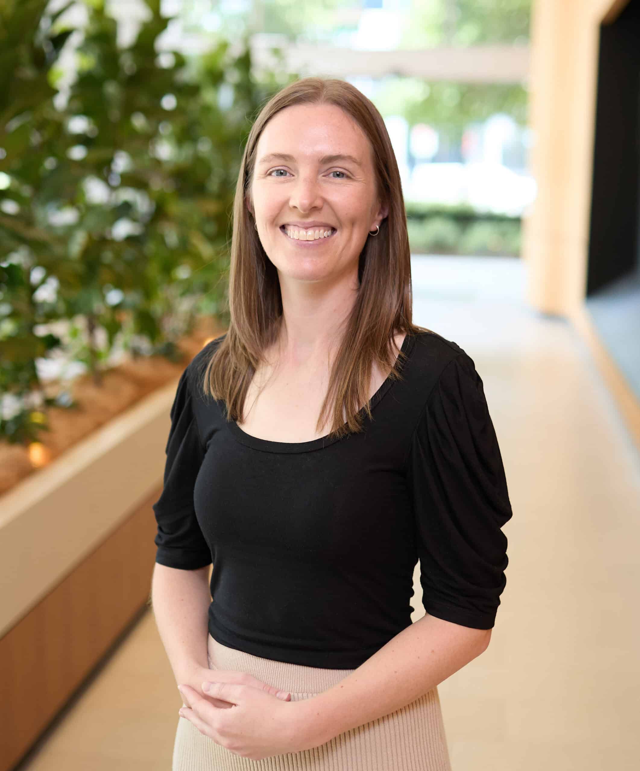 Sarah-Arakelian-Headshot-2024